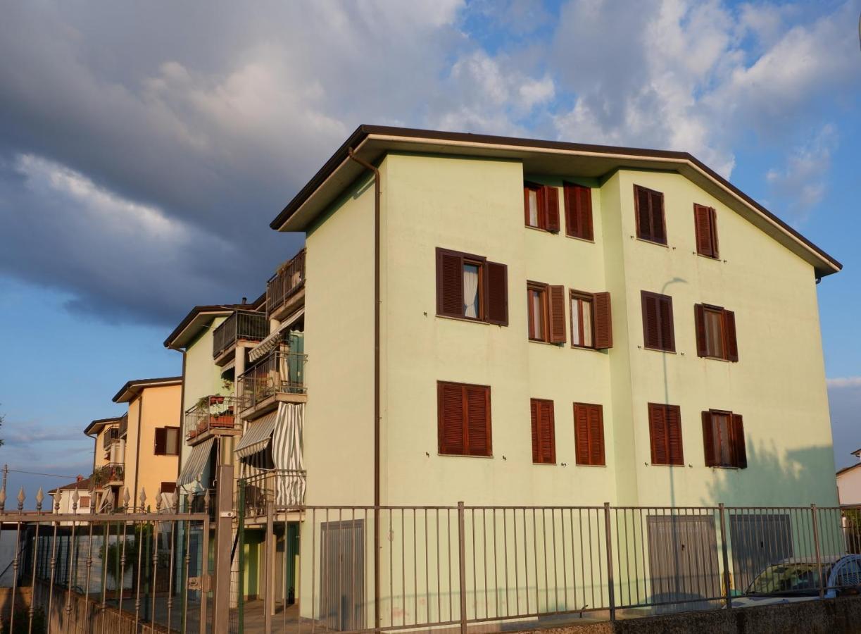 Latte E Menta Bed and Breakfast Motta Visconti Exterior foto